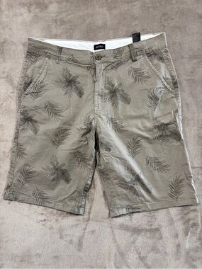 Buffalo David Bitton Olive Palm Print Flat Front Shorts